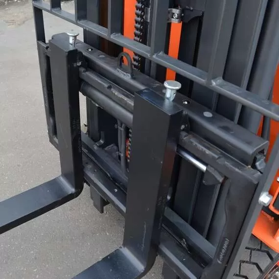 OXLIFT MPX 1245 4,5 м 1200 кг Мини электропогрузчик в Ульяновске, Грузоподъемность: 1.2 тонны (1200 кг), Высота подъема вил, м.: 4.5 м, Тип батареи: Кислотная, обслуживаемая купить по выгодной цене 100kwatt.ru